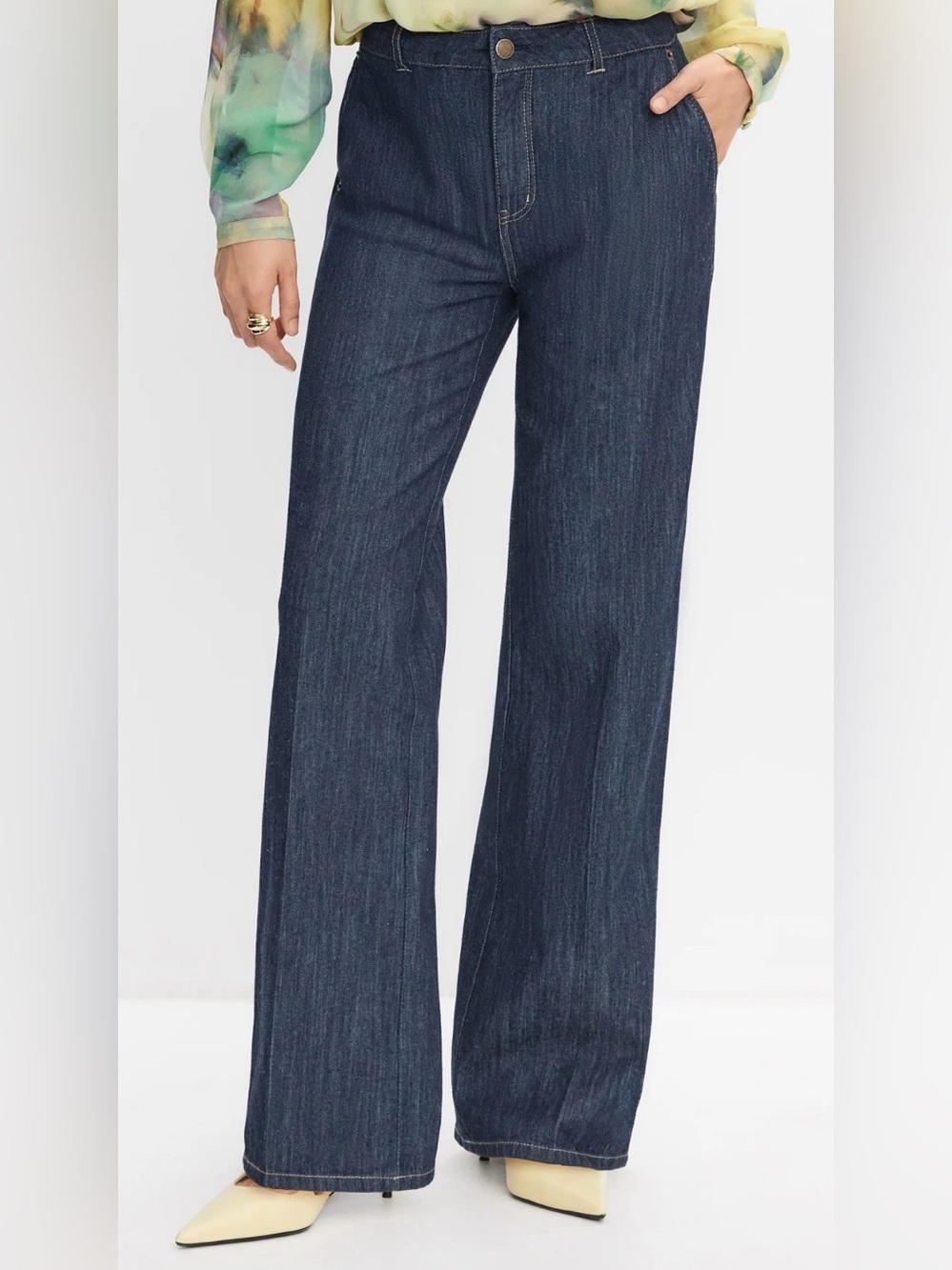 Melanie Lyne High-Rise Wide-Leg Trouser Jean-like in Dark Blue. In seam 29.75”